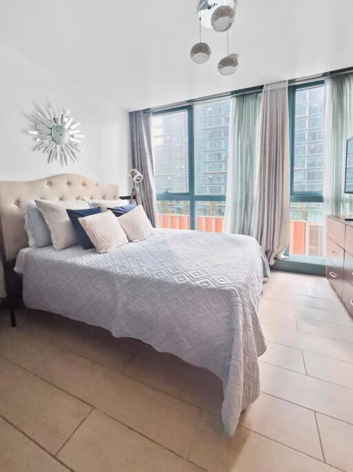 One Uptown Residences Bgc Taguig Exterior foto