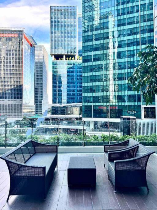 One Uptown Residences Bgc Taguig Exterior foto